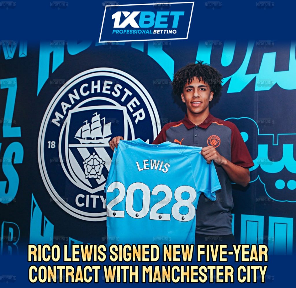 Rico Lewis pens new contract with Man City